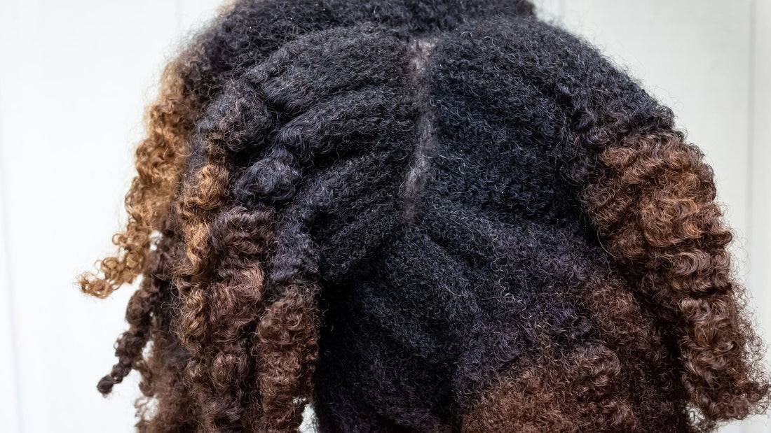 Cómo cuidar afros y rizos teñidos o con tratamientos en invierno