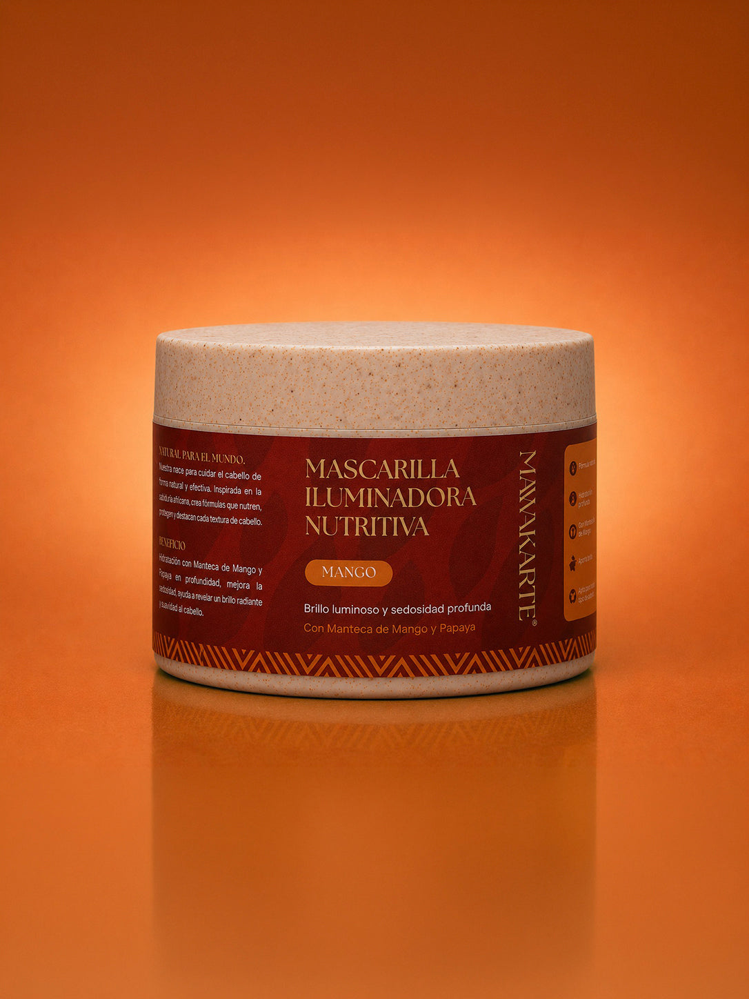 Mascarilla iluminadora de Mango para revitalizar, nutrir y devolver el brillo natural al cabello.